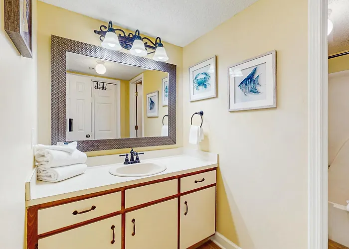 Sundial Apartment *